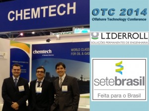 Gildeon Filho ao lado do gerente comercial Marcos Tabuquine e do diretor comercial Alex Freitas no estande da Chemtech, na OTC Houston-tarja OTC2014