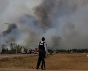 650x375_incendio-no-canada_1633543