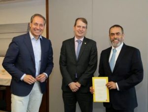 Yuri Sebregts, Rafael Lucchesi e Andre Araujo, parceria Shell e Senai