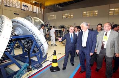 Inauguração da fábrica da Gamesa, em julho deste ano