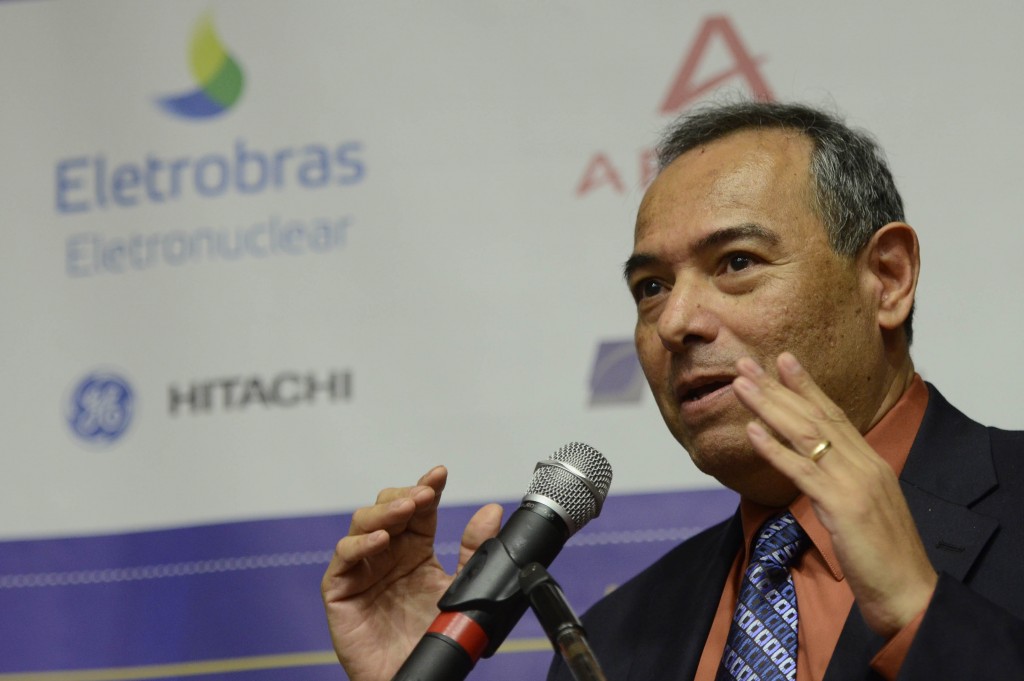 Isidro de la fuente, Vice-Presidente comercial das americas GE Hitachi