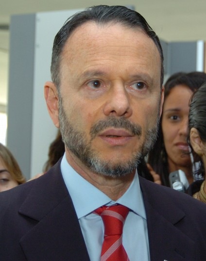 Luciano Coutinho