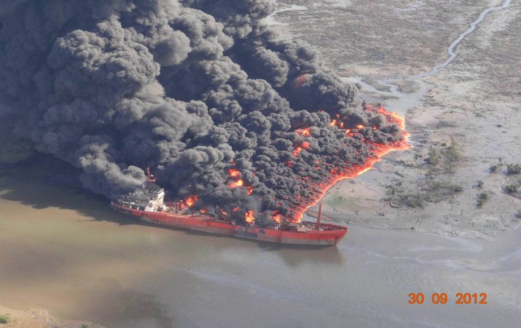 Navio da Shell na Nigéria