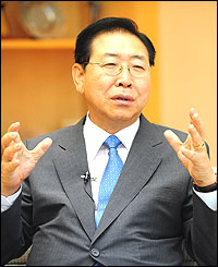 Joon-Yang Chung, dietor executivo da Posco