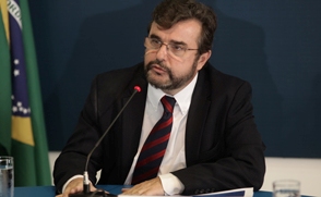 Mário Povia