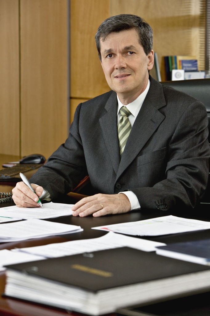 paulo cezar tavares