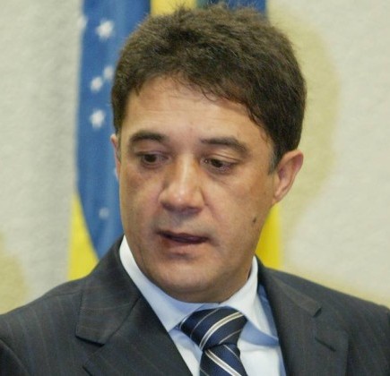 Silvio-Pereira