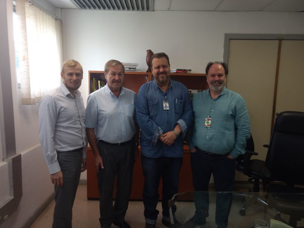 Da esqueda para direira, Ivan, Serguey, Victer e Celso Cunha