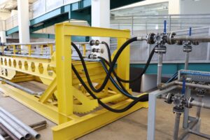 Laboratório da USP possui sistema que simula o funcionamento de uma plataforma de extração de petróleo