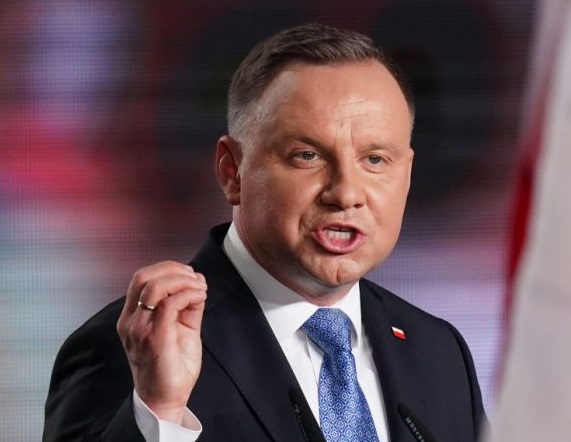 Andrzej-Duda-795x447