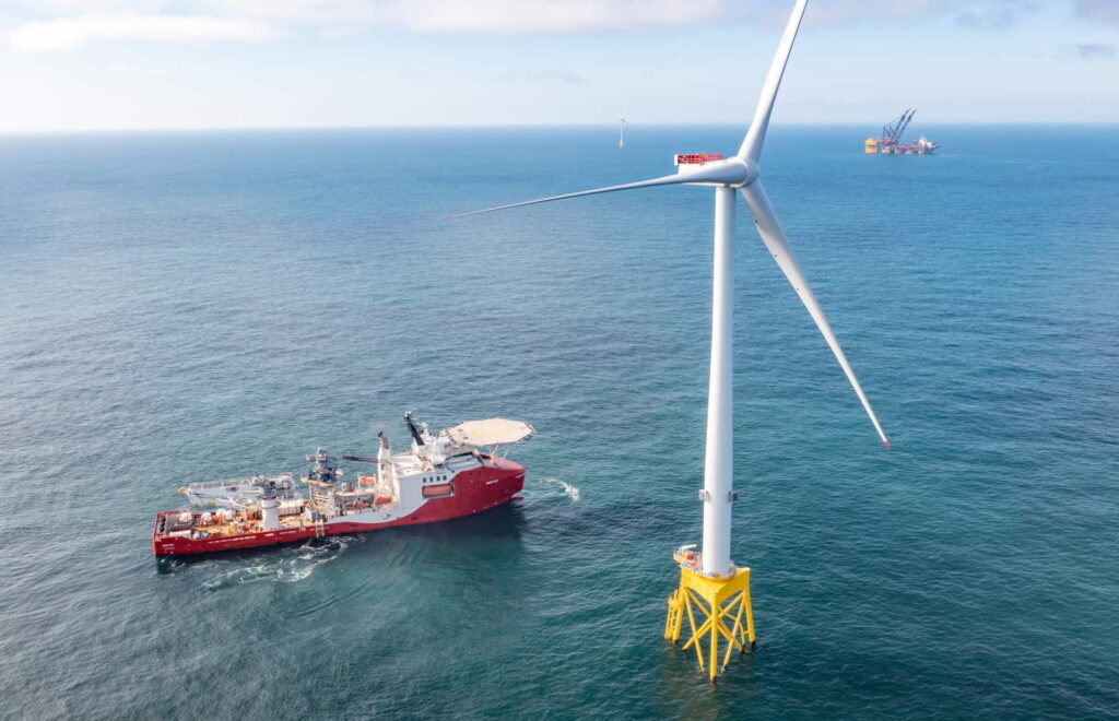 SSE-Renewables-TotalEnergies_first-power-generation-from-the-Seagreen-offshore-wind-farm-1024x660