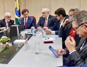 Paul Prates em reunião com líderes do Senado relatou medidas de seguranças tomadas nas instalações da Petrobrás