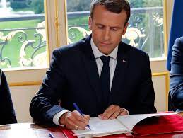 MACRON