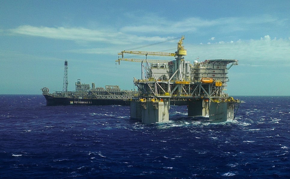 Plataforma-para-exploracao-offshore-no-campo-de-Papa-Terra-Foto-Divulgacao_Petrobras