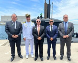 A diretoria executiva da NUCLEP, fundamental para o sucesso do projeto, esteve presente na cerimônia da Marinha