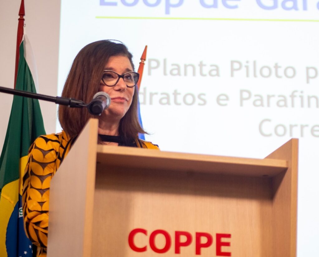 Discurso_Presidente Magda_Evento_Assinatura_Termo_de_Cooperação_Loop de Garantia de Escoamento_Petrobras_CoppeUFRJ_Foto2