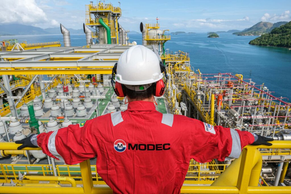 modec-esta-procurando-profissionais-com-experiencia-no-setor-de-oleo-e-gas-para-preencher-as-vagas-de-emprego-on-e-offshore-disponiveis-em-todo-o-brasil