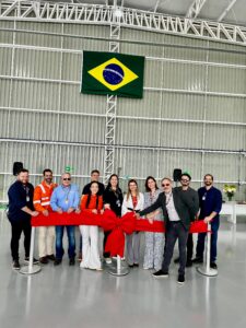 CHC do Brasil - Abertura hangar farol de são tomé_01 - Vinícius Moreira