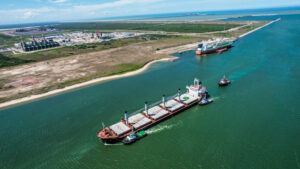 O PORTO DO AÇU E A SISTAC ACERTAM UM MEMORANDO NA OTC BRASIL PARA DESCOMISSIONAR PLATAFORMAS NO COMPLEXO O PORTO DO AÇU E A SISTAC ACERTAM UM MEMORANDO NA OTC BRASIL PARA DESCOMISSIONAR PLATAFORMAS NO COMPLEXO