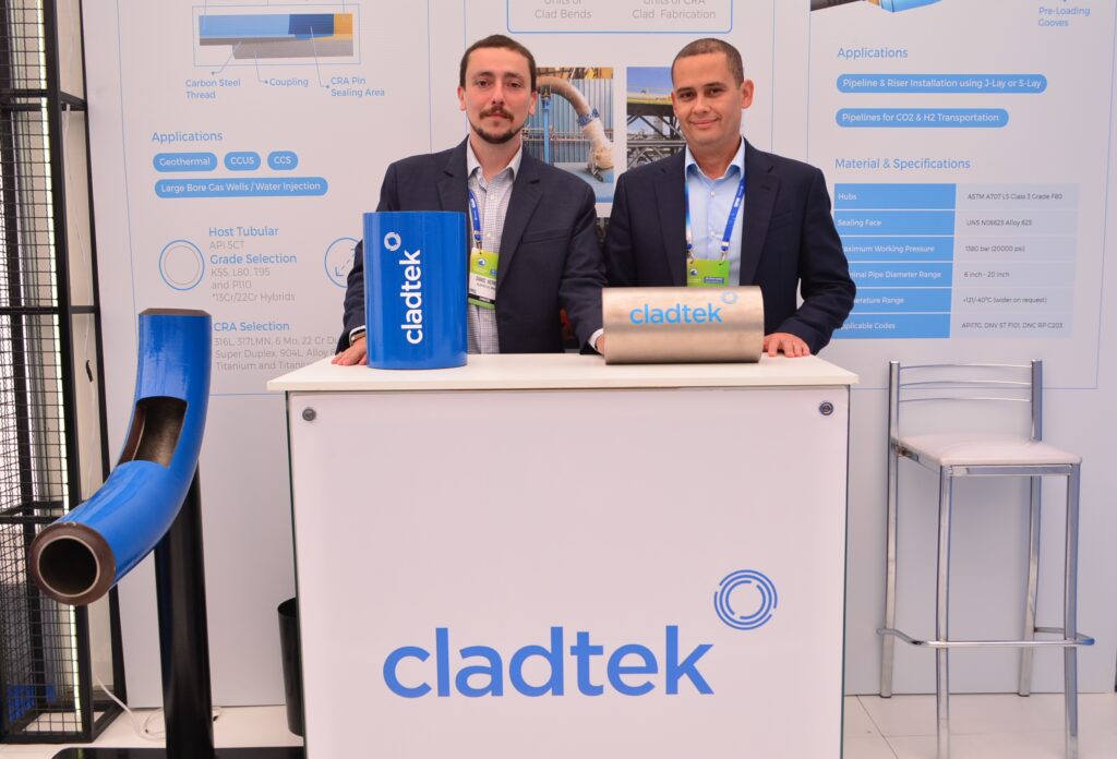 Daniel Werneck (à esquerda) e Eduardo Menezes durante a OTC Brasil 2025