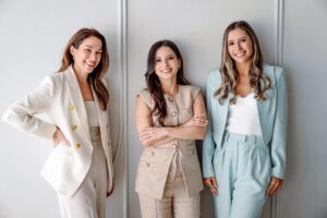 Michelle Canero, Mirtha Fadul e Maria Eduarda Reis: sócias investiram na carreira no mercado dos EUA e hoje auxiliam outros brasileiros que querem trilhar essa jornada