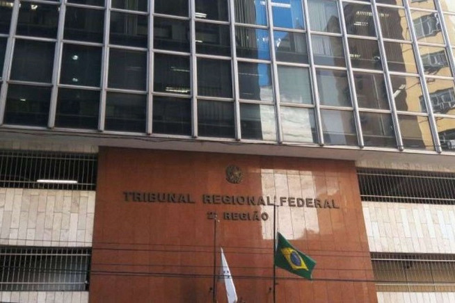 fachada-sede-trf2-800x533