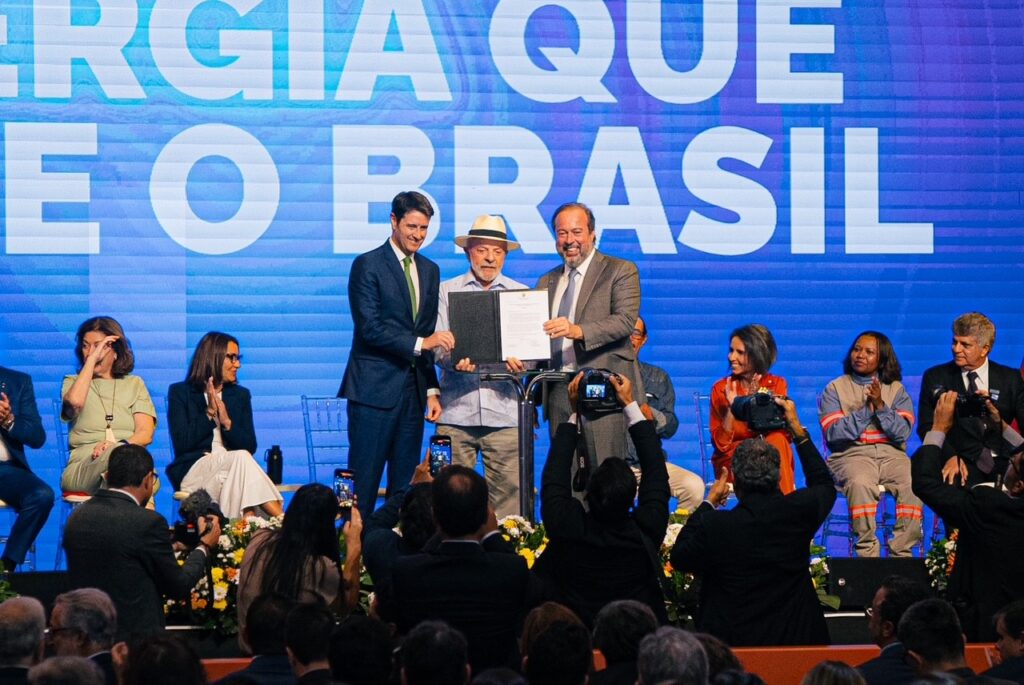 -renovacao-concessao-neoenergia-coelba-cosern-elektro-foto-neoenergia- Cerimônia de Renovação dos Contratos de Concessão da Neoenergia Coelba (BA), Neoenergia Cosern (RN) e Neoenergia Elektro (SP/MS)