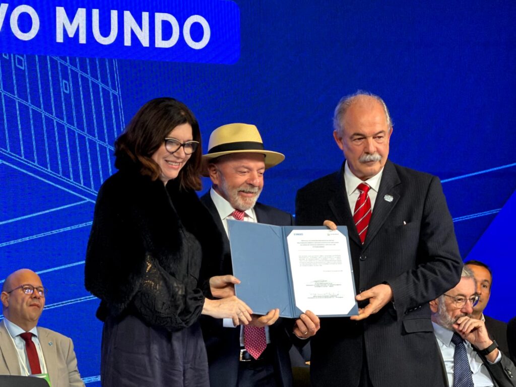 Assinatura_Parceria_Petrobras_BNDES_PD&I_Minerais Criticos_Foto1_Credito_Divulgaçao_BNDES