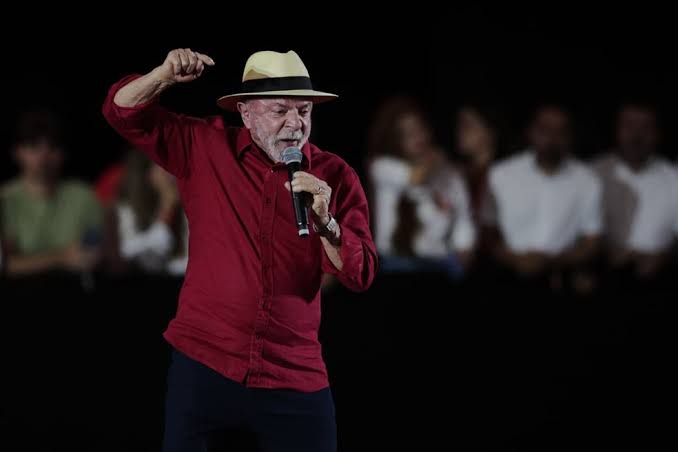 images (5) Lula não moveu uma palha para defender as empresas brasileiras. Ataca Trump, desafia e põe o país em perigo