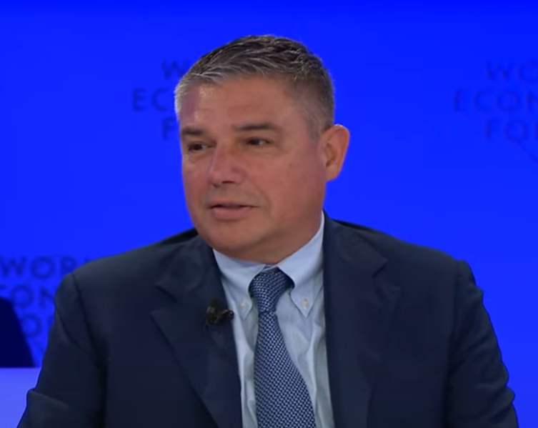 Lorenzo_Simonelli_(born_1973)_at_World_Economic_Forum_Davos_2024